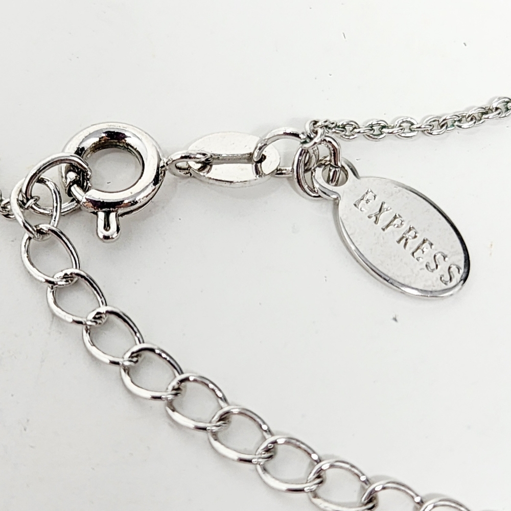 Express Unity Silvertone Rhinestone Links‎ - Picture 6 of 8